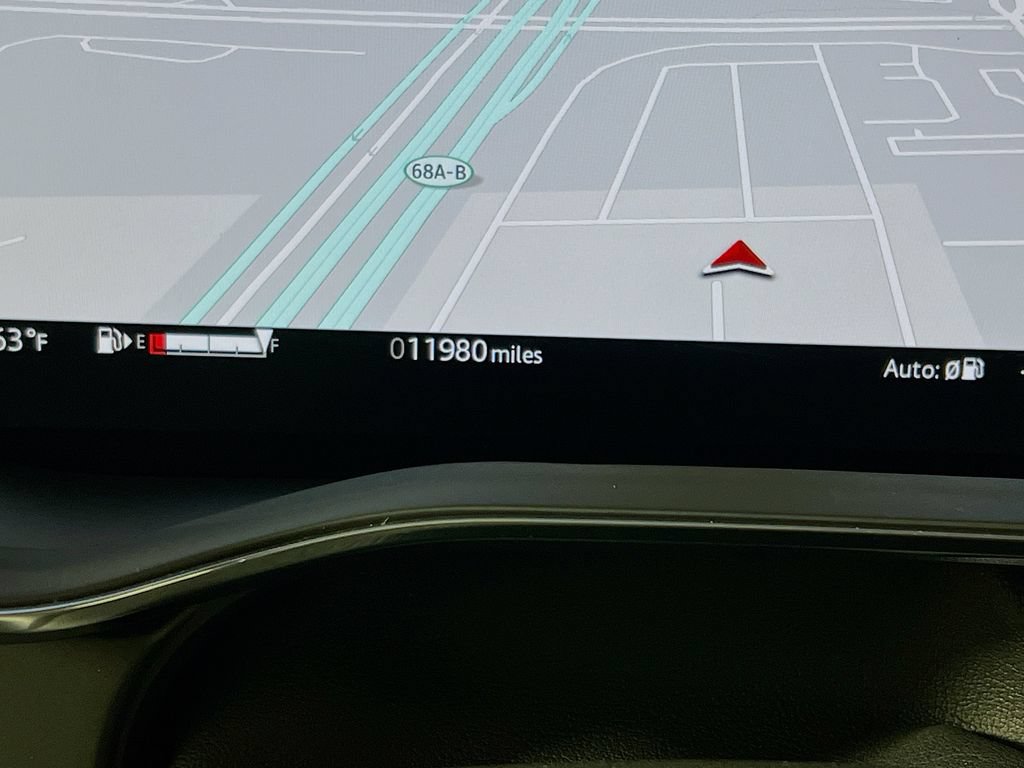 Certified 2025 Jaguar F-PACE R-Dynamic S AWD/4WD image 12