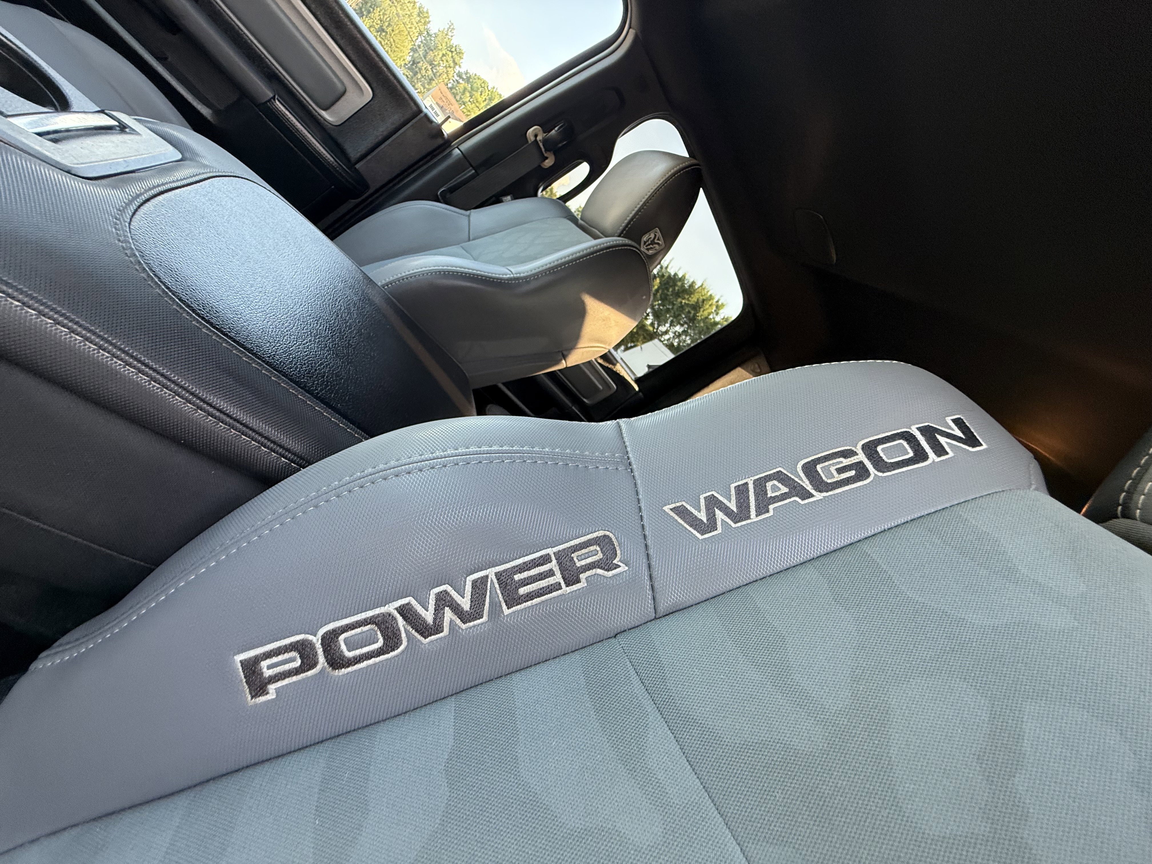 Used 2018 RAM 2500 Power Wagon w/ Luxury Group AWD/4WD image 14