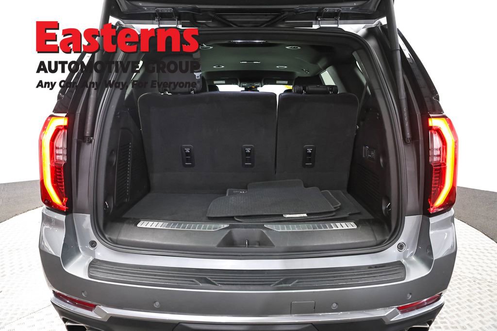 Used 2025 GMC Yukon Denali AWD/4WD image 9