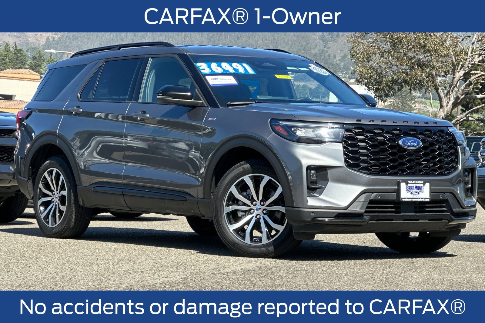 Certified 2025 Ford Explorer ST-Line AWD/4WD image 3