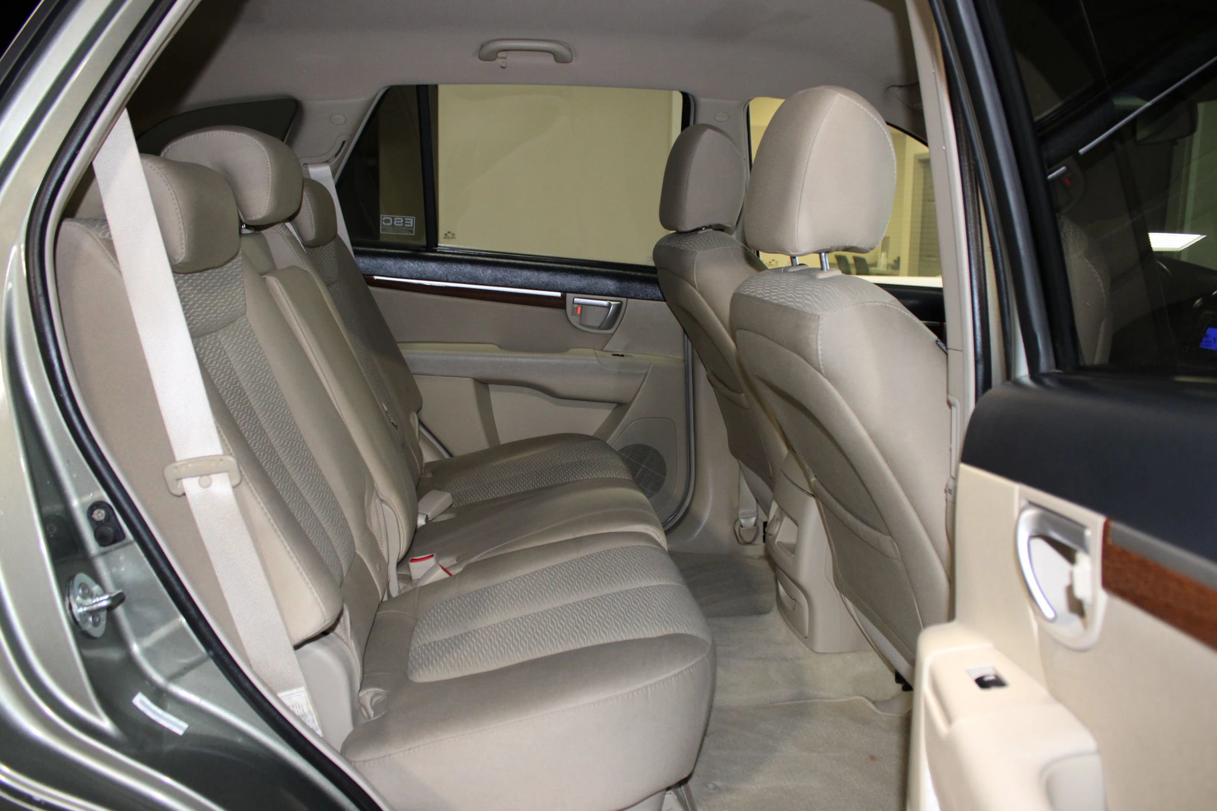 Used 2009 Hyundai Santa Fe GLS FWD image 24