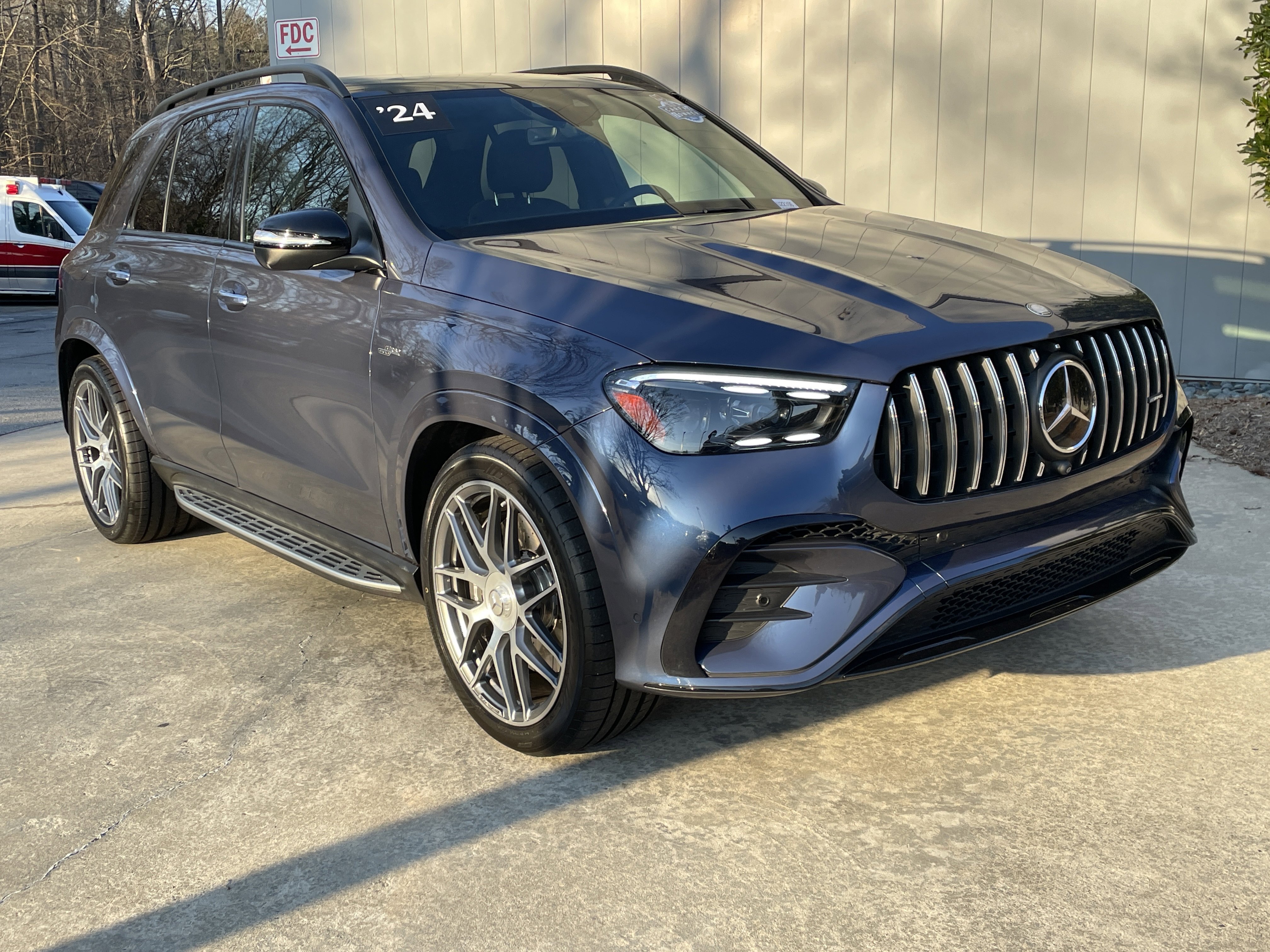 Certified 2024 Mercedes-Benz GLE 53 AMG 4MATIC image 5