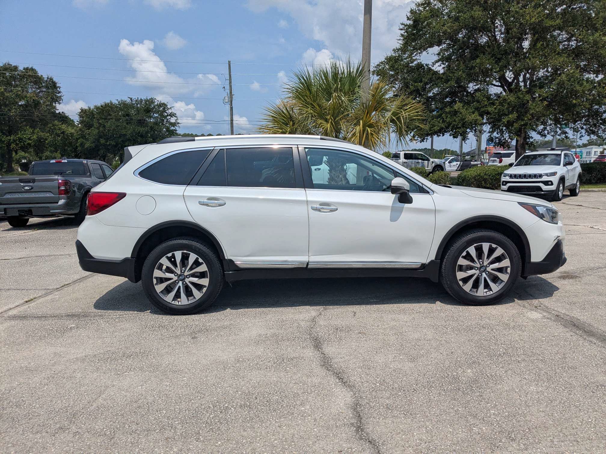 Used 2019 Subaru Outback 3.6R Touring w/ Protection Package #1 AWD/4WD image 3