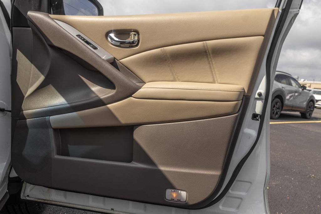 Used 2014 Nissan Murano SL FWD image 34
