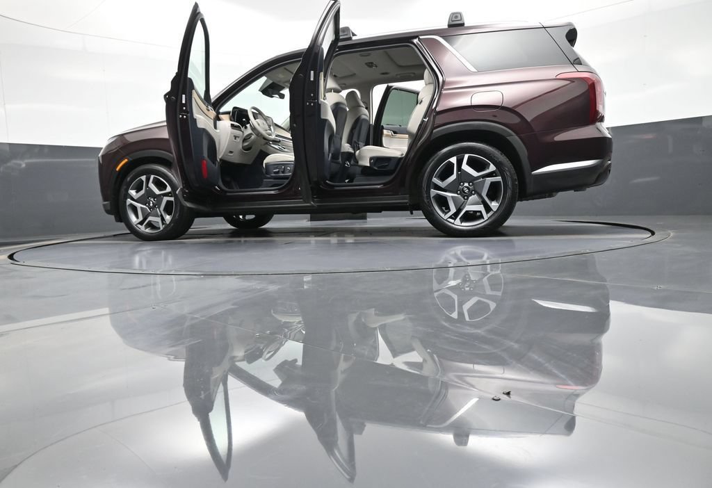 Used 2024 Hyundai Palisade Limited AWD/4WD image 54