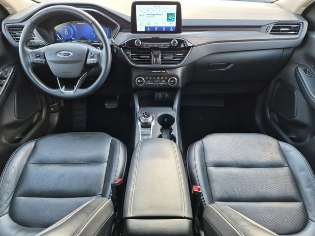 Used 2020 Ford Escape Titanium w/ Titanium Premium Package 2.0 AWD/4WD image 14