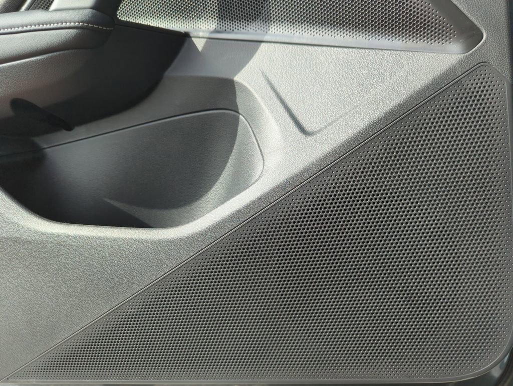 New 2026 Volkswagen Tiguan S image 26