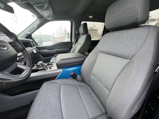 New 2025 Ford F150 Lightning XLT image 11