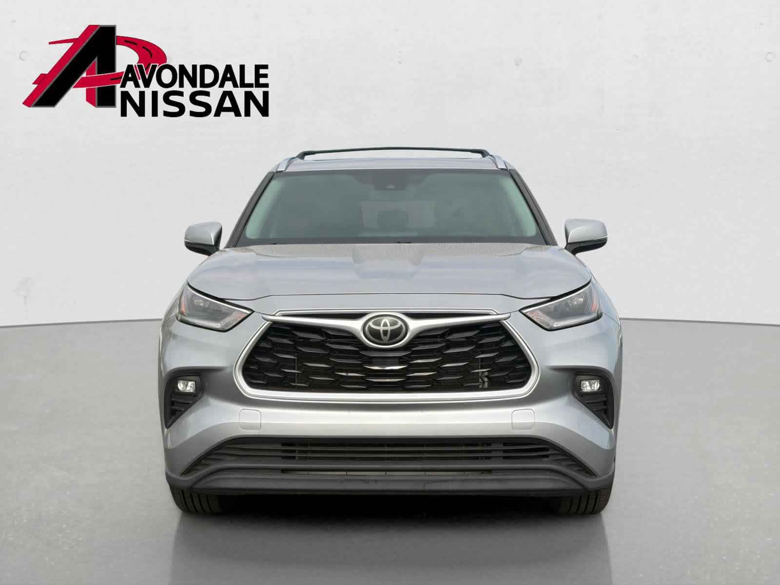 Used 2021 Toyota Highlander XLE FWD image 5