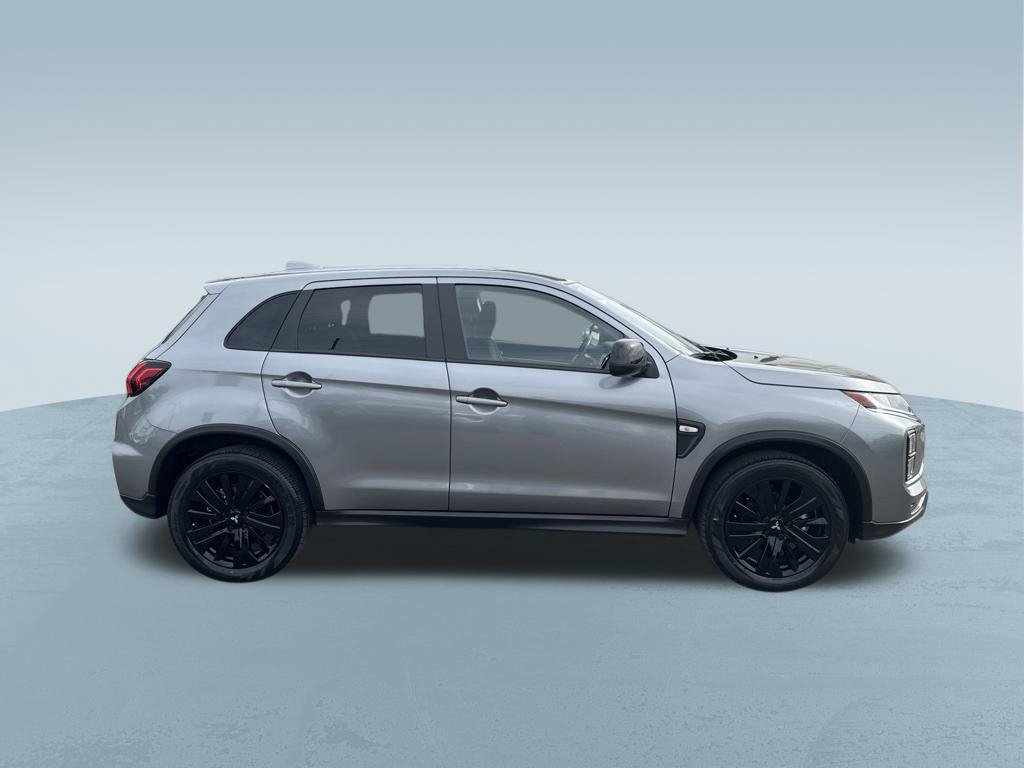 Used 2025 Mitsubishi Outlander Sport AWD image 9