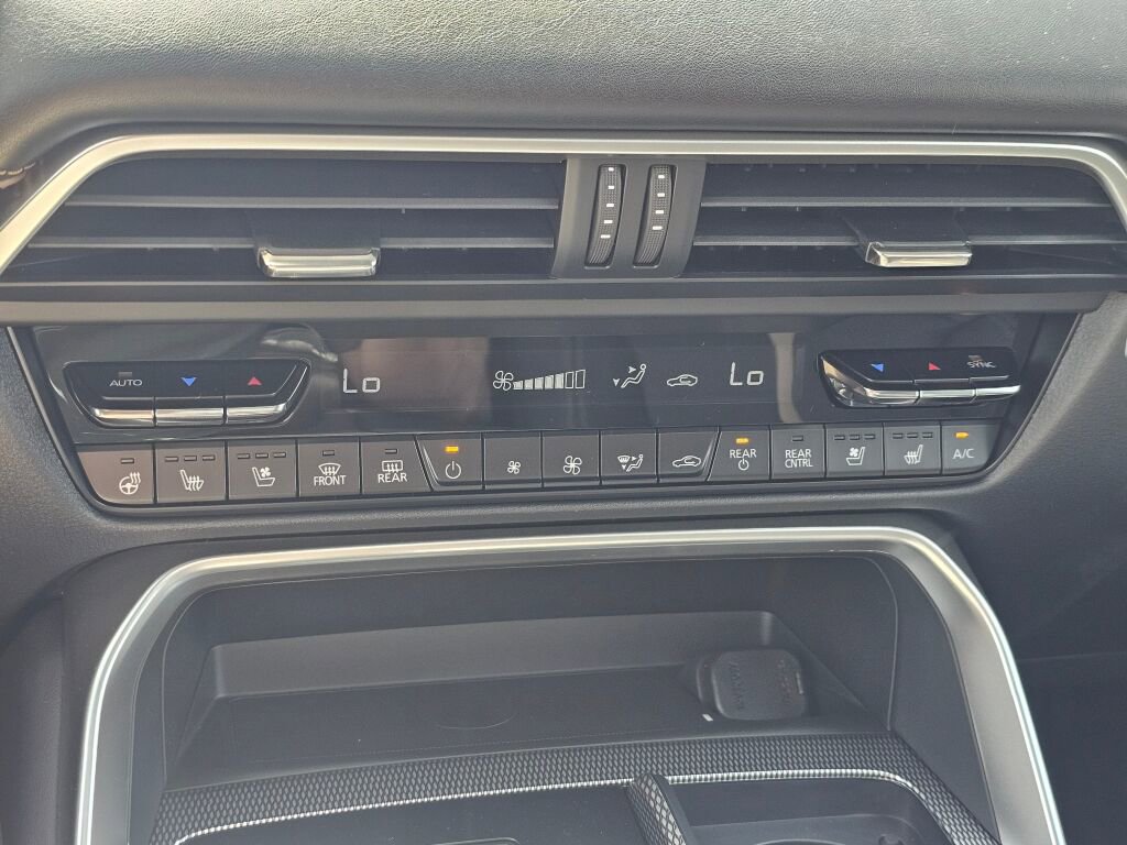 New 2026 MAZDA CX-90 Plug-In Hybrid w/ Premium Plus AWD/4WD image 17