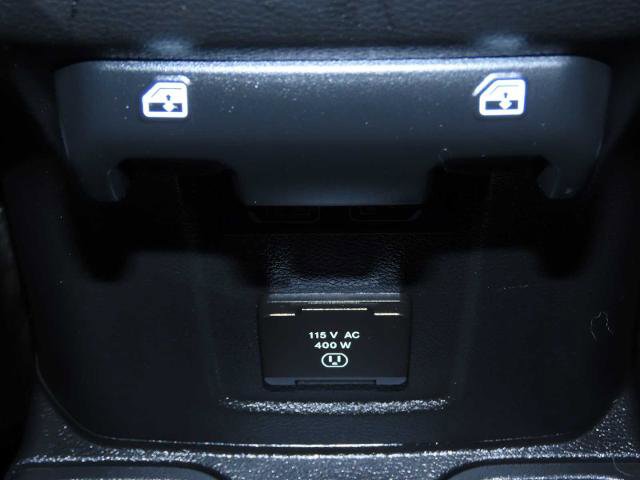 Used 2023 Jeep Gladiator Mojave w/ Cold Weather Group image 24