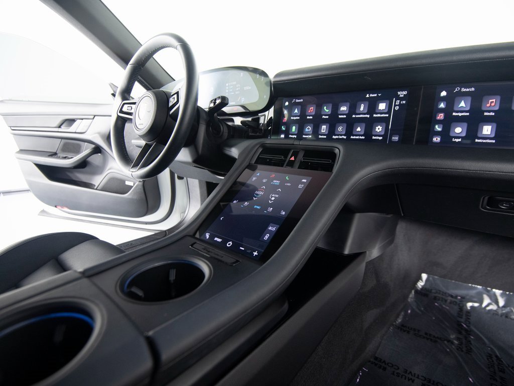 Certified 2022 Porsche Taycan image 23