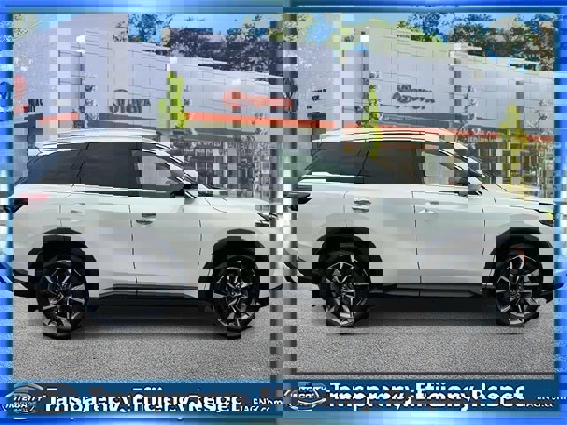 Used 2023 INFINITI QX60 Luxe w/ Cargo Package image 5