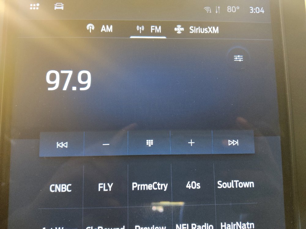 Used 2024 Ford Edge SEL image 25