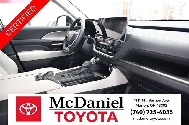 Certified 2026 Toyota Grand Highlander AWD image 15