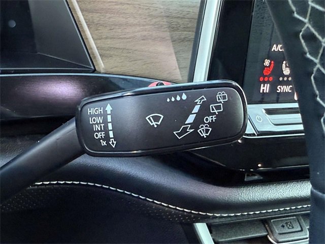 Used 2024 Volkswagen Atlas SE image 22