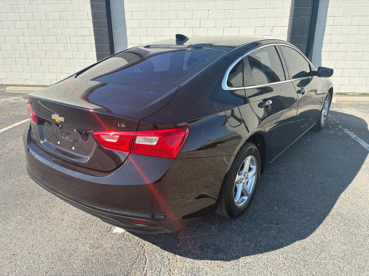 Used 2016 Chevrolet Malibu LS image 2