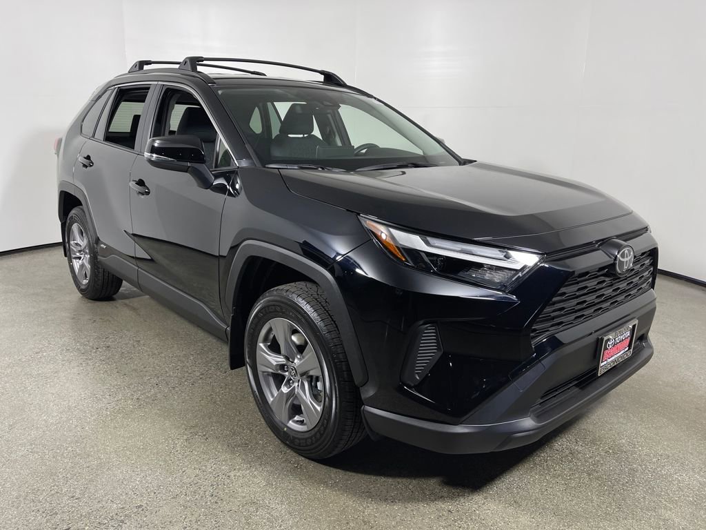 New 2025 Toyota RAV4 XLE