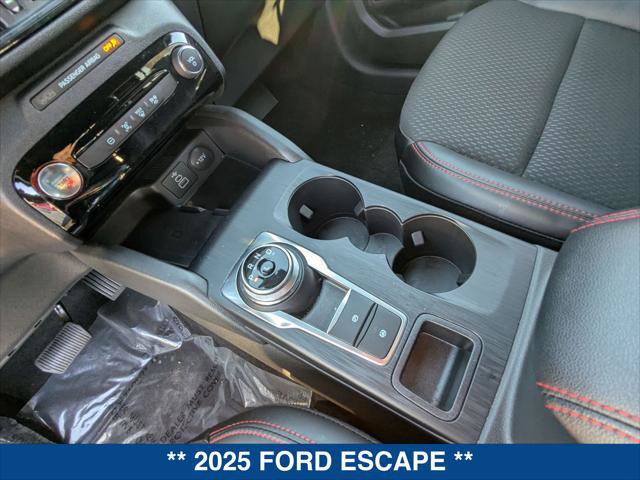 Used 2025 Ford Escape ST-Line Elite image 18