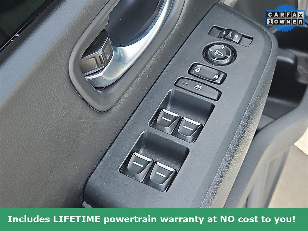 Used 2025 Honda Pilot Touring image 13