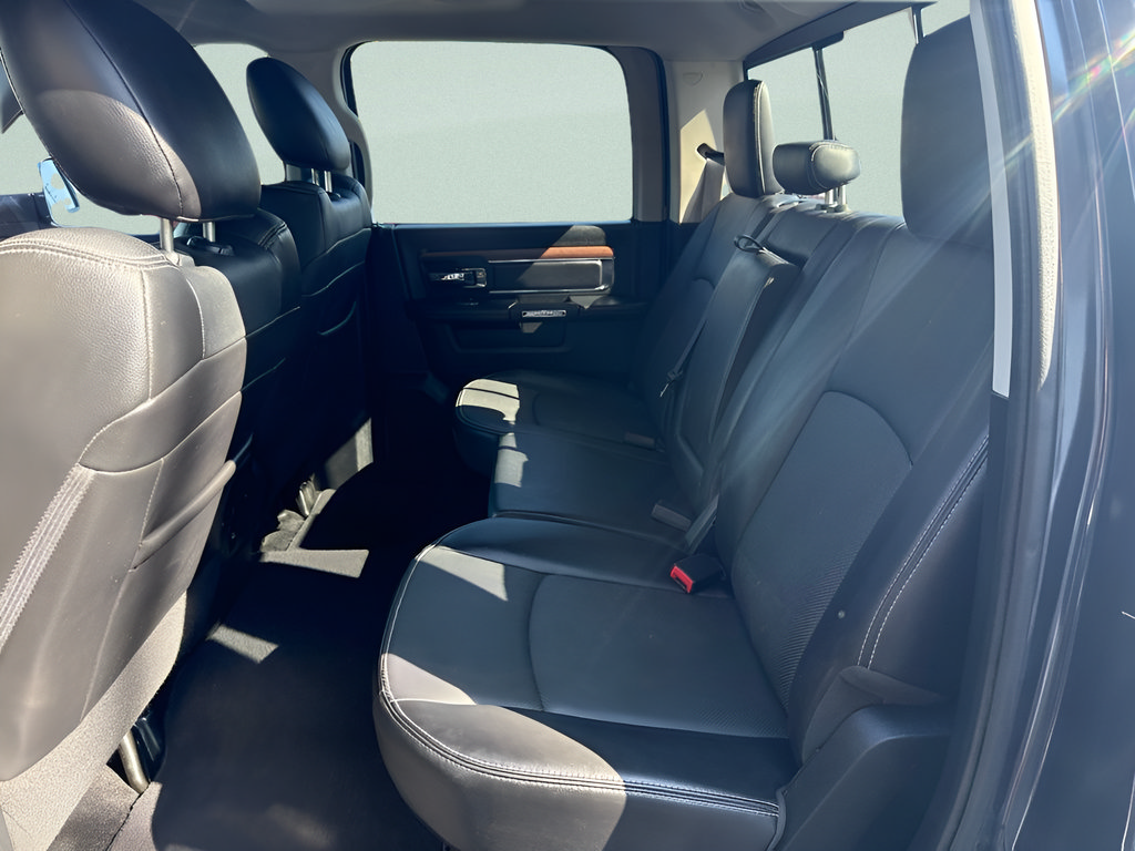 Used 2014 RAM 1500 Laramie w/ Convenience Group AWD/4WD image 9