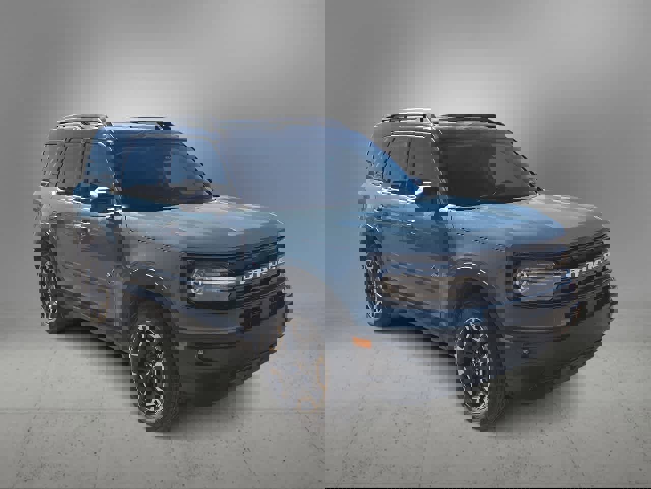 Used 2022 Ford Bronco Sport Outer Banks w/ Tech Package image 2