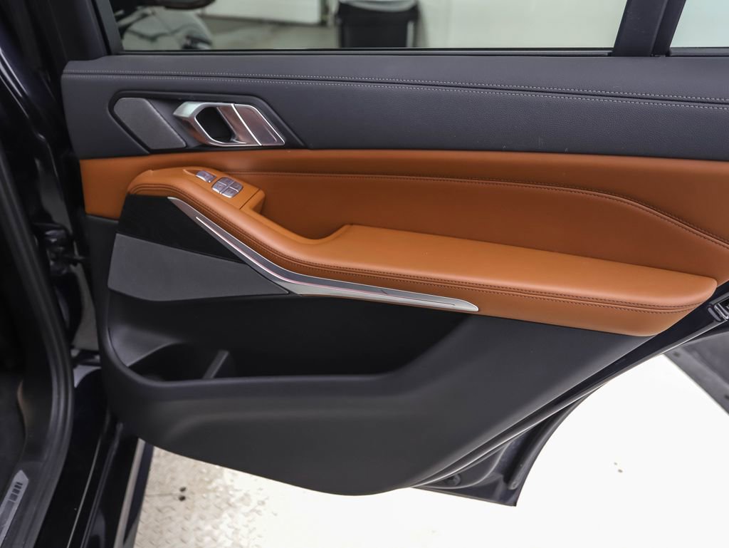 Certified 2022 BMW X7 M50i image 27