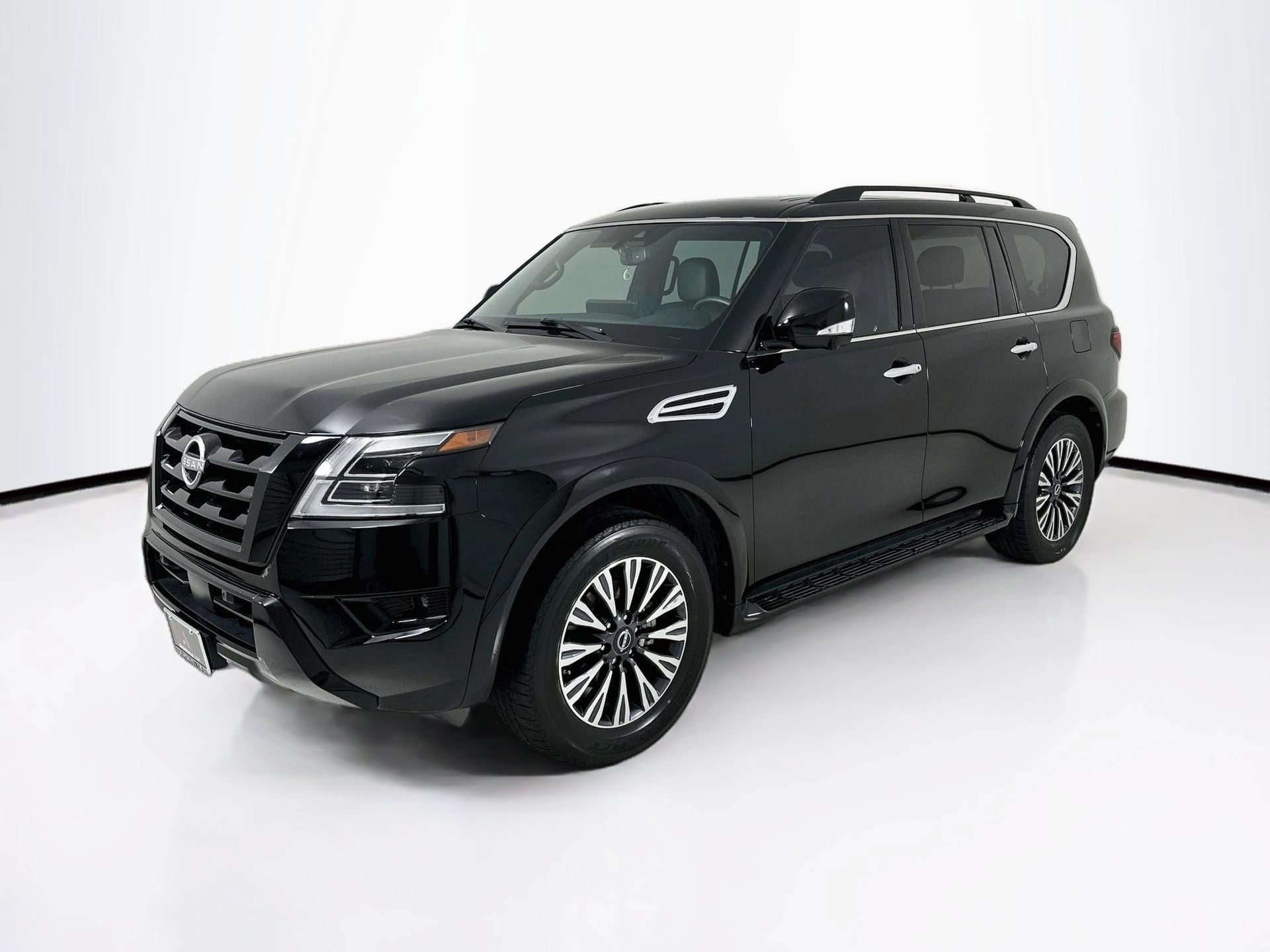Used 2023 Nissan Armada SL w/ Midnight Edition Package RWD image 3