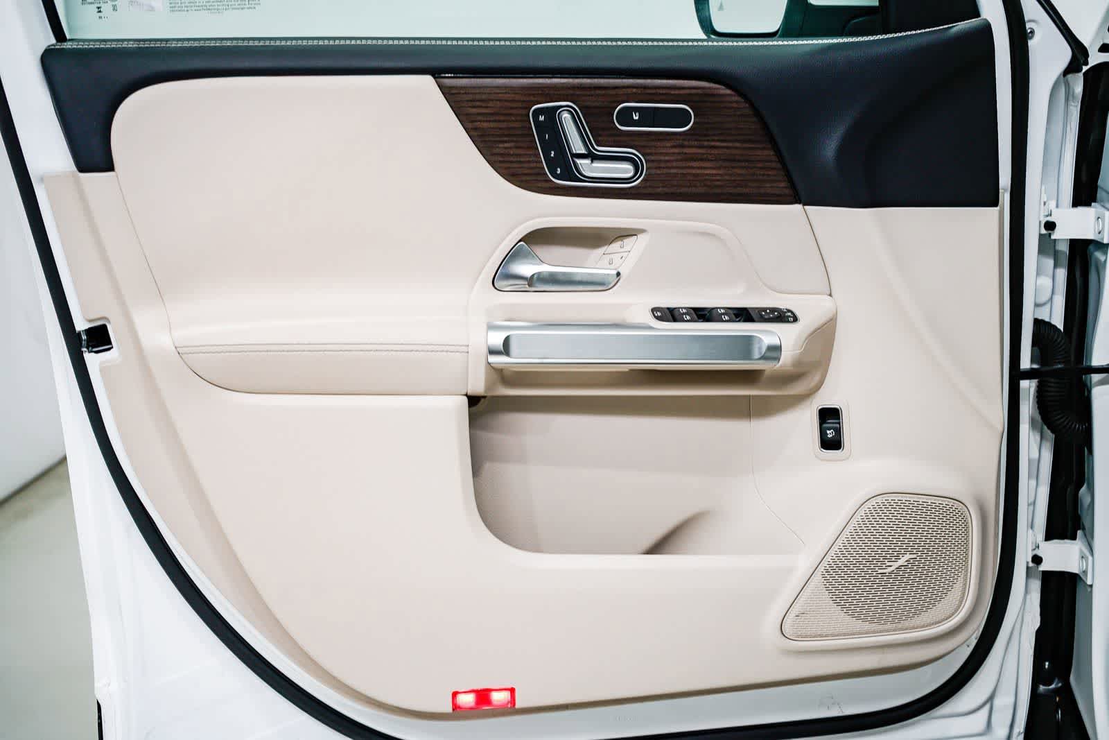 Used 2026 Mercedes-Benz GLB 250 image 19