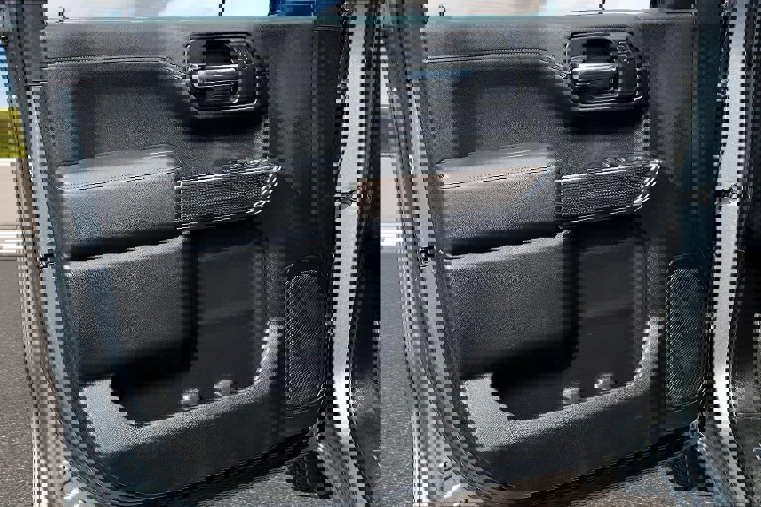 Used 2021 Chevrolet Silverado 1500 LT image 13