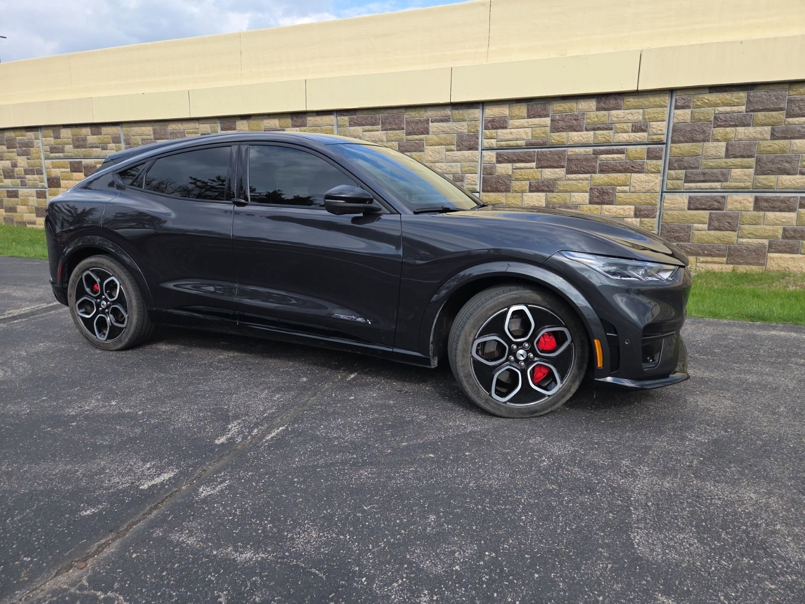 Used 2021 Ford Mustang Mach-E GT image 3