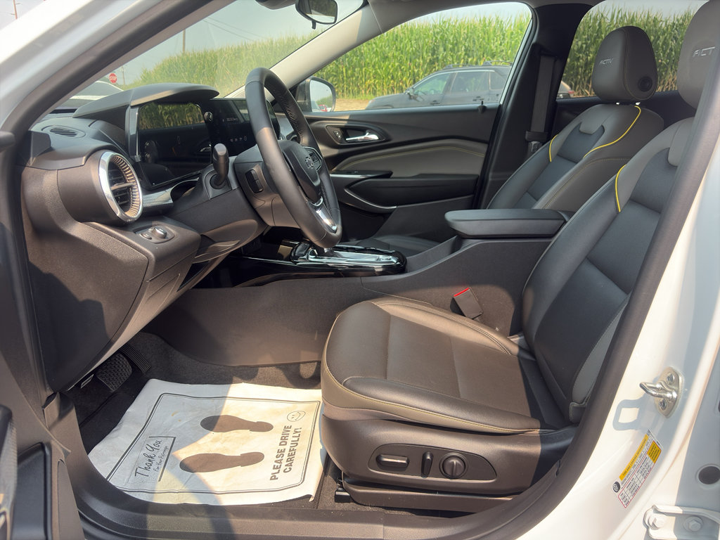 Used 2025 Chevrolet Trax ACTIV w/ Driver Confidence Package FWD image 7