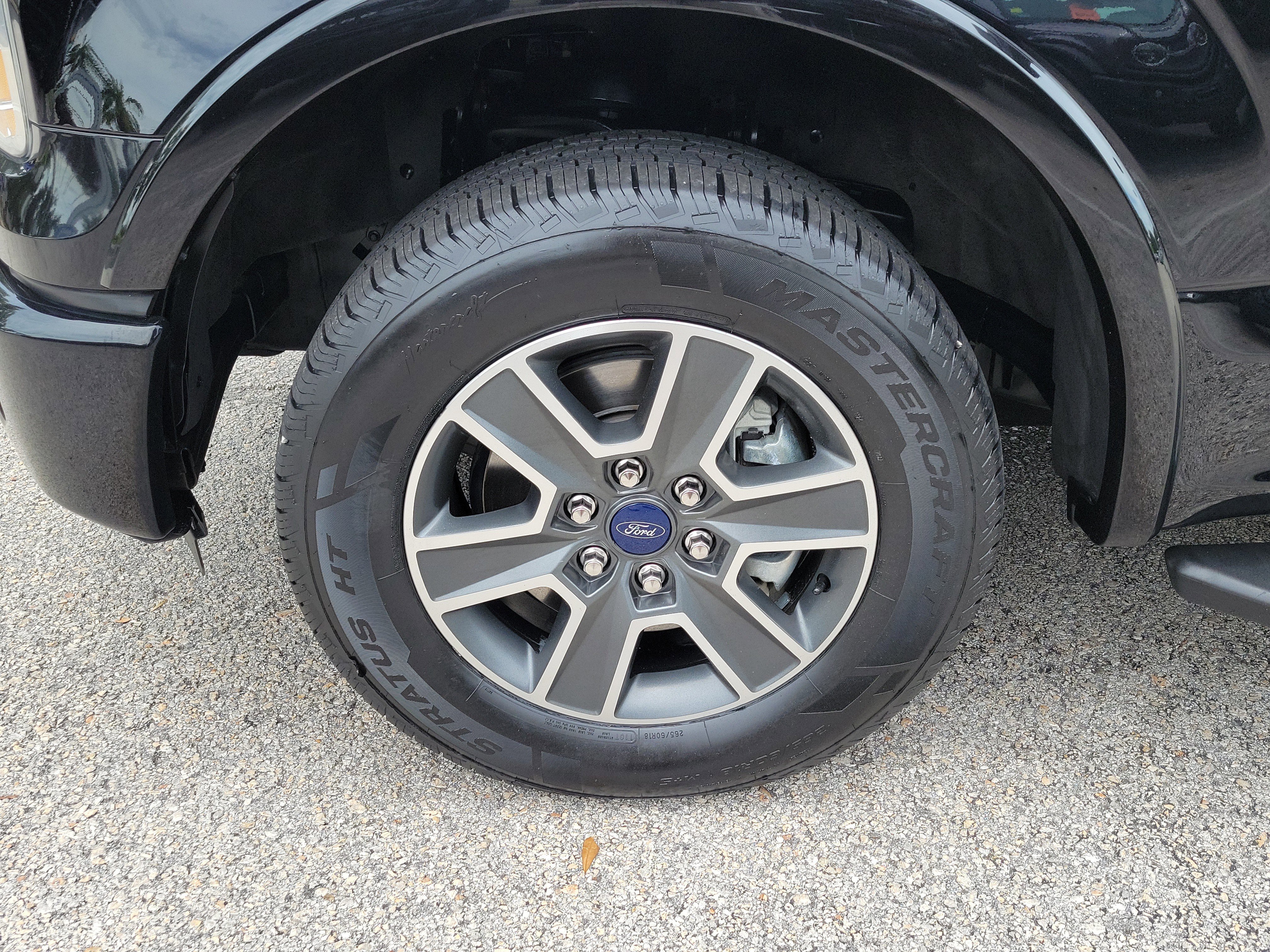 Used 2016 Ford F150 XLT w/ Equipment Group 301A Mid RWD image 5