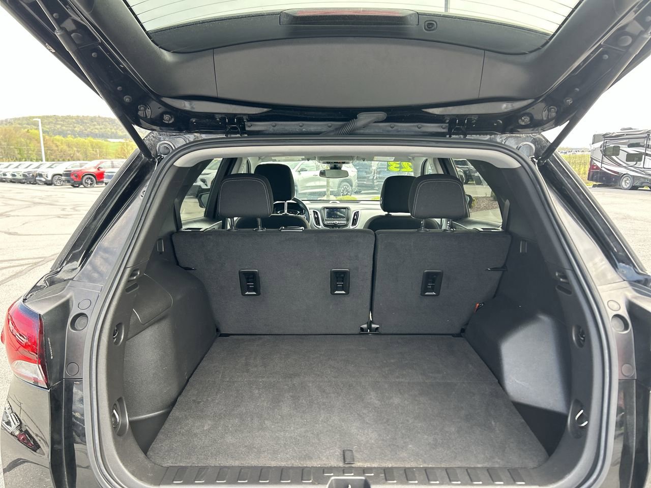 Used 2023 Chevrolet Equinox LS w/ LS Convenience Package AWD/4WD image 19