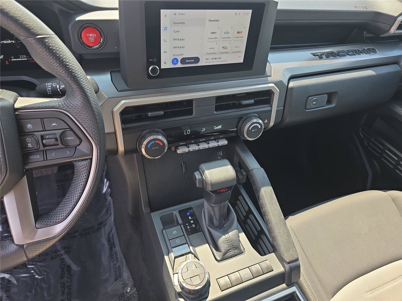 Used 2024 Toyota Tacoma TRD Off-Road AWD/4WD image 39