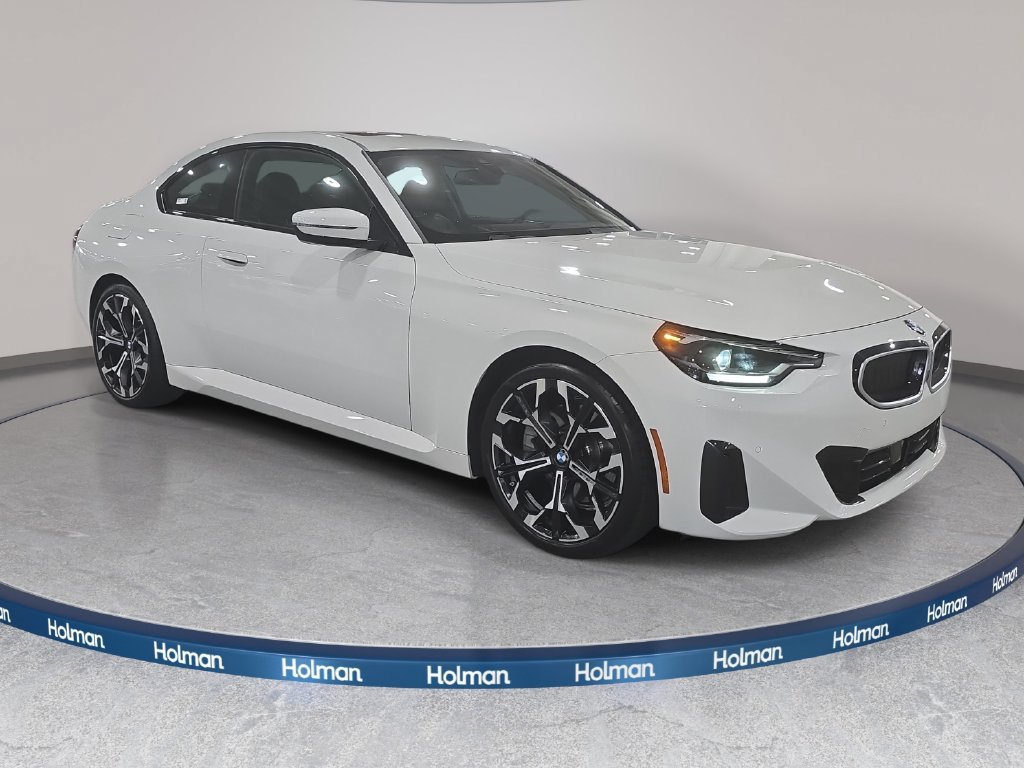 Certified 2026 BMW 230i Coupe w/ Convenience Package RWD image 3