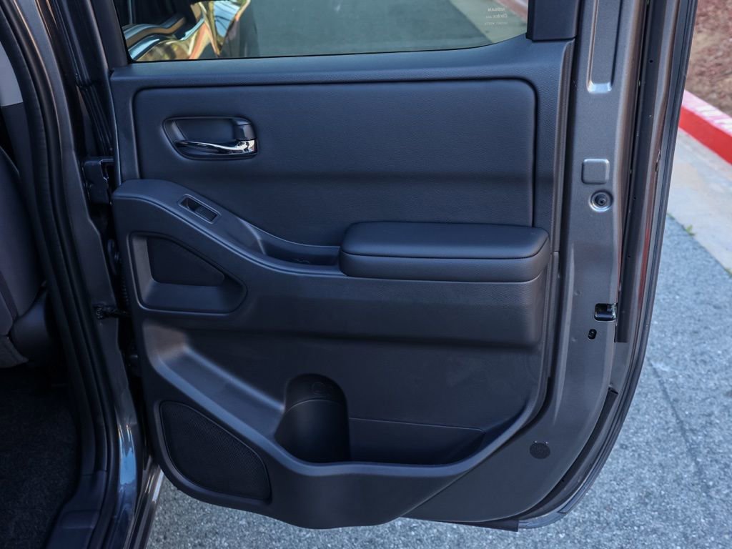 New 2026 Nissan Frontier SV w/ Tow Package image 18