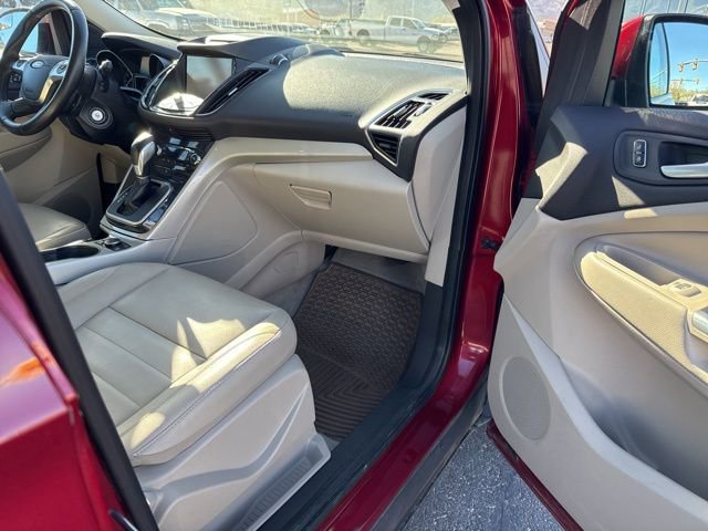 Used 2013 Ford Escape SEL image 25
