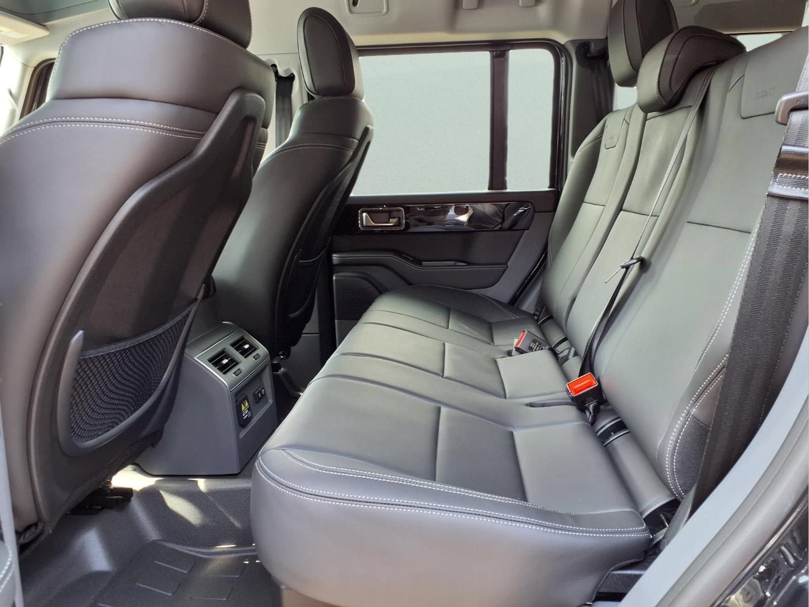 New 2026 INEOS Grenadier Station Wagon AWD/4WD image 10