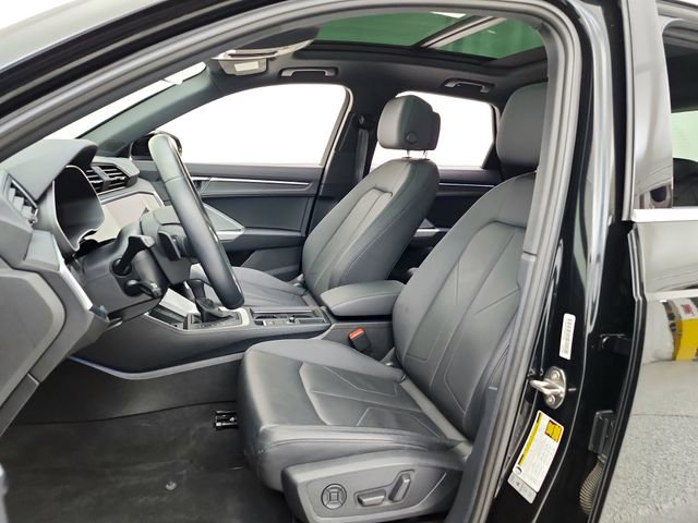 Used 2022 Audi Q3 2.0T Premium Plus AWD/4WD image 22