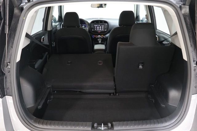 Used 2025 Kia Soul LX FWD image 32
