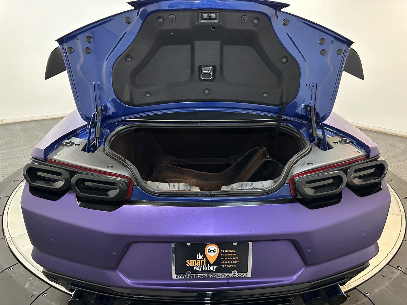 Used 2024 Chevrolet Camaro LT RWD image 31