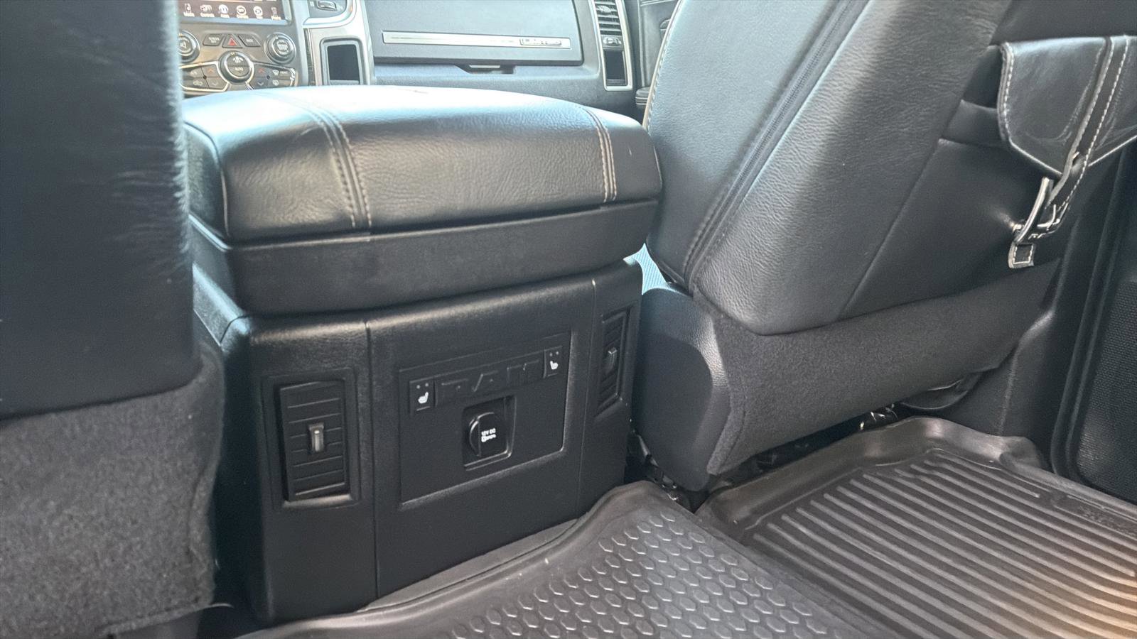 Used 2016 RAM 1500 Limited image 24