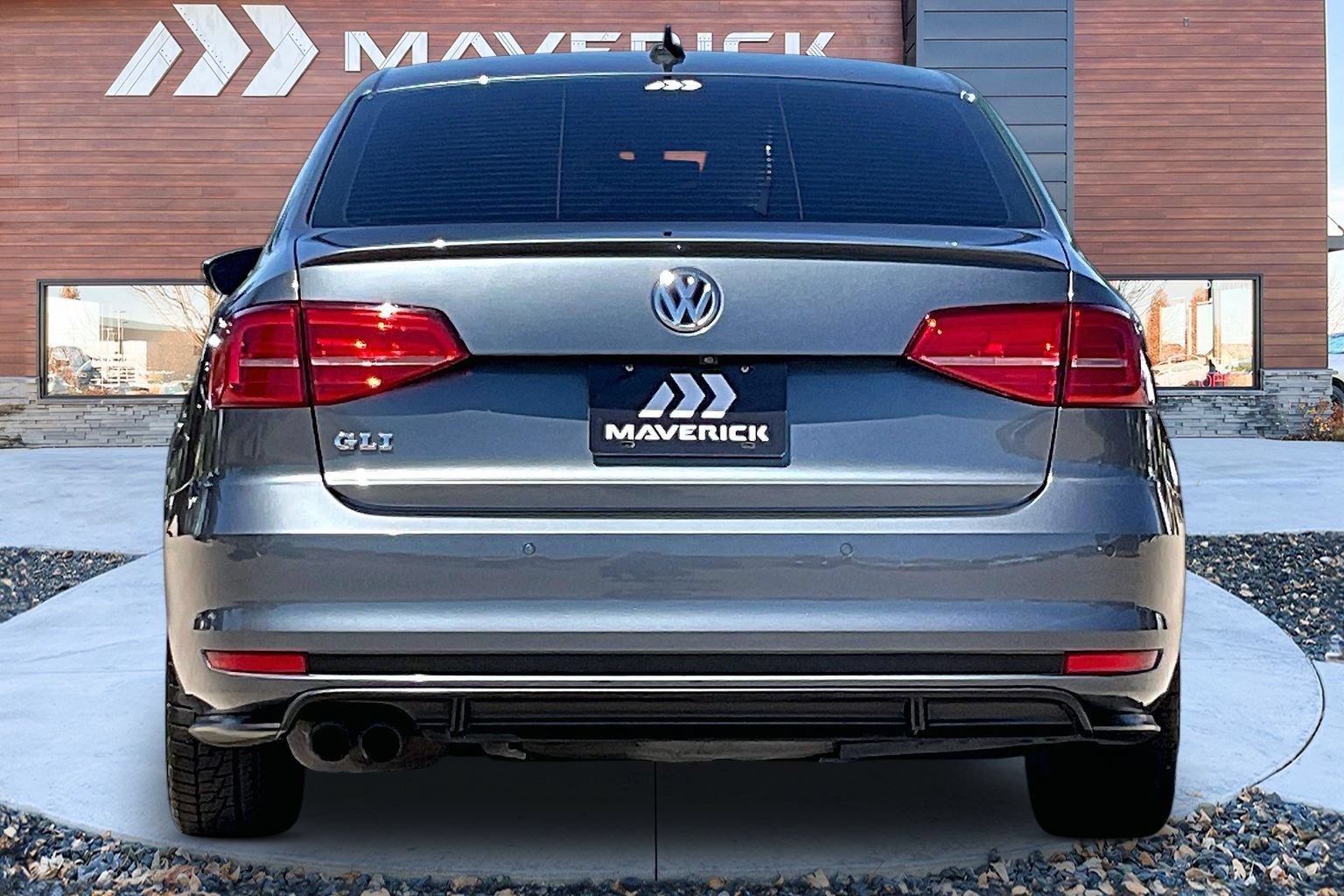 Used 2017 Volkswagen Jetta GLI FWD image 6