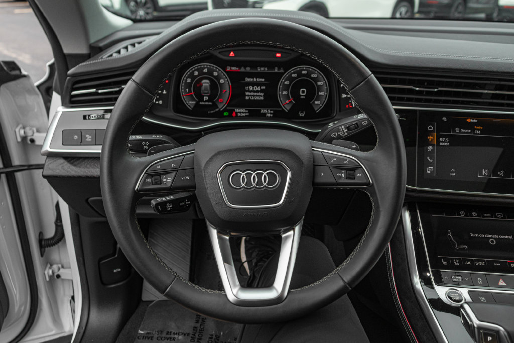 Used 2025 Audi Q8 Premium Plus AWD/4WD image 23