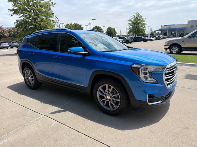 Used 2024 GMC Terrain SLT FWD image 6
