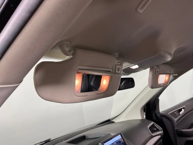 Used 2024 Ford Edge SEL AWD/4WD image 36