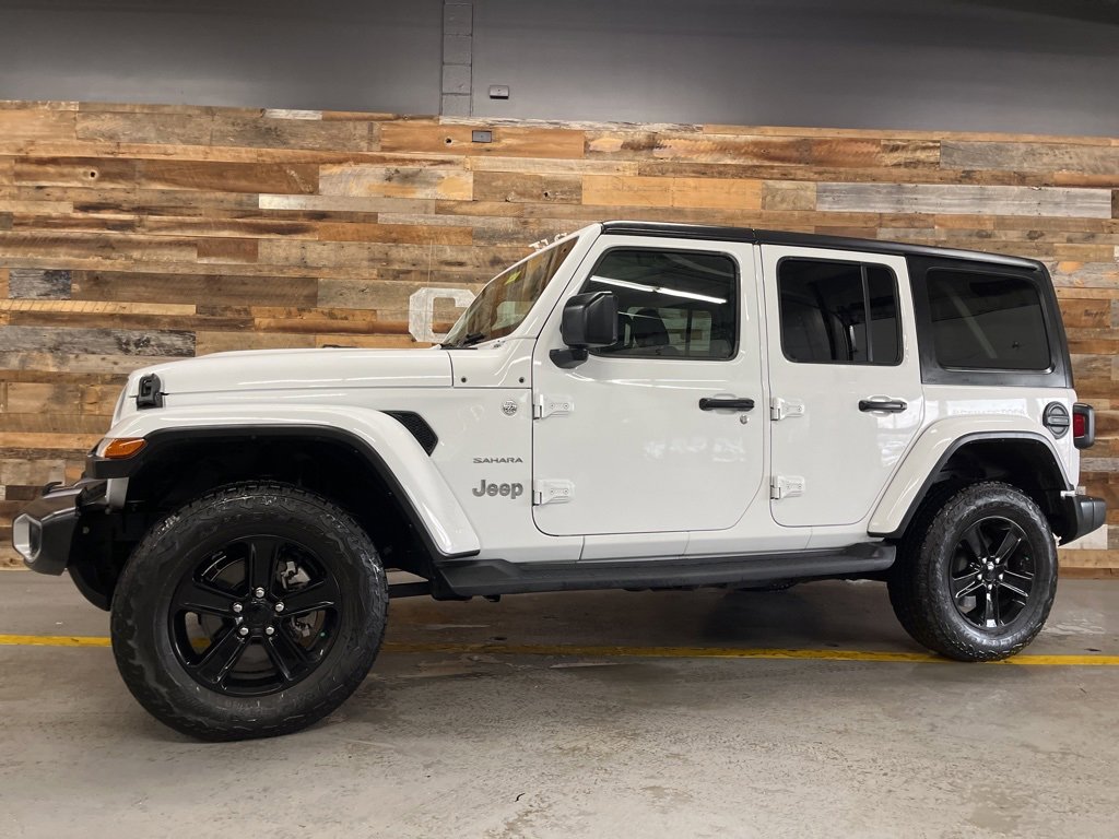Used 2021 Jeep Wrangler Unlimited Sahara w/ Dual Top Group image 17