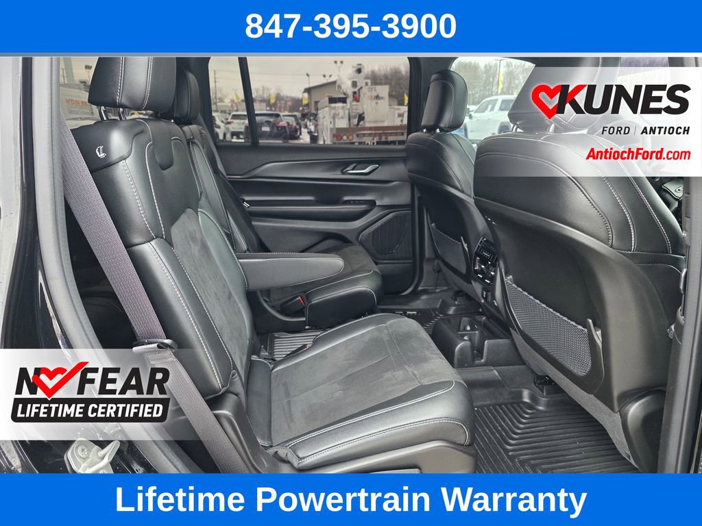 Used 2024 Jeep Grand Cherokee L Altitude image 28